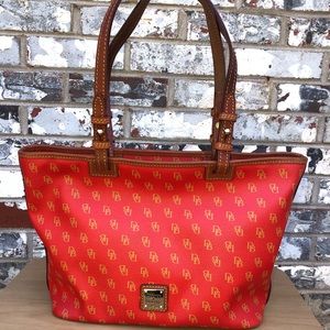 Dooney & Bourke purse
